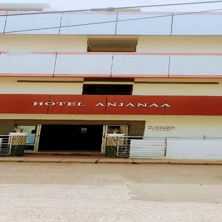 Spot On 73926 Hotel Anjanaa Puri Exterior foto