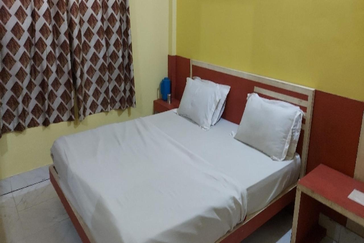 Spot On 73926 Hotel Anjanaa Puri Exterior foto